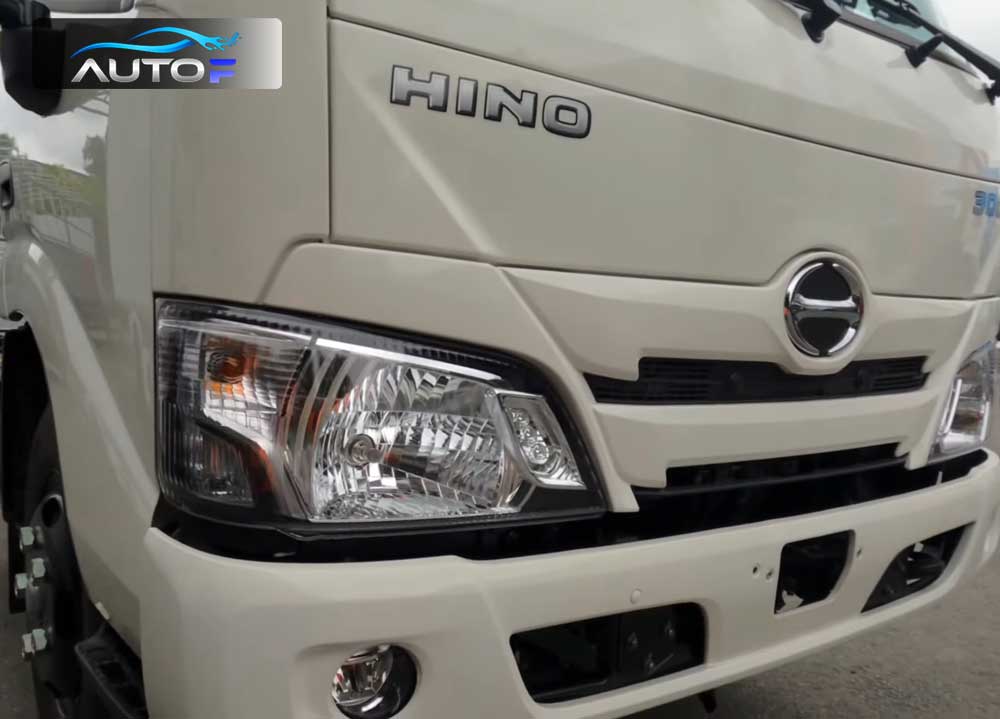 Giá xe tải đông lạnh Hino 1.5 tấn XZU650L
